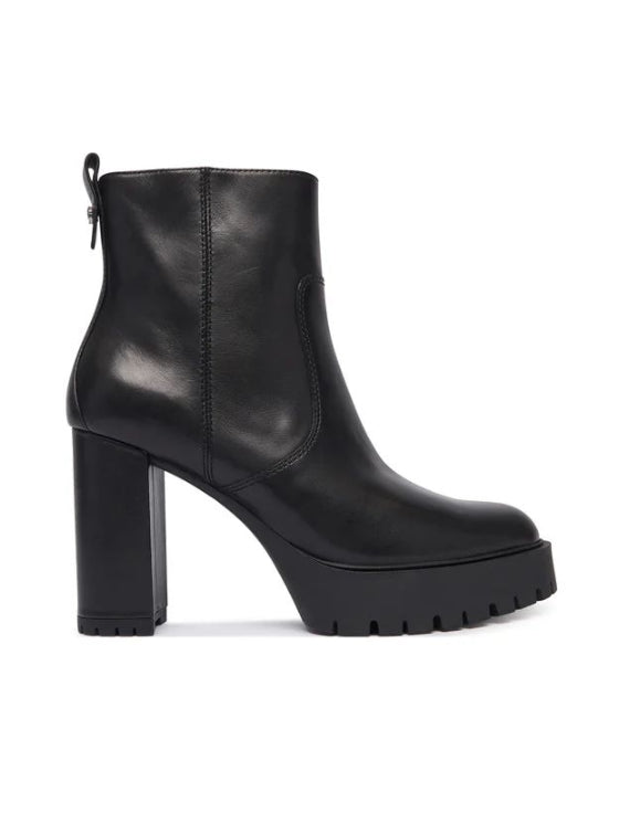 Pinko Shoes Clara 01 Stivaletti Donna in Pelle di Vitello Nero con Tacco e Plateau SD0577P001-Z99